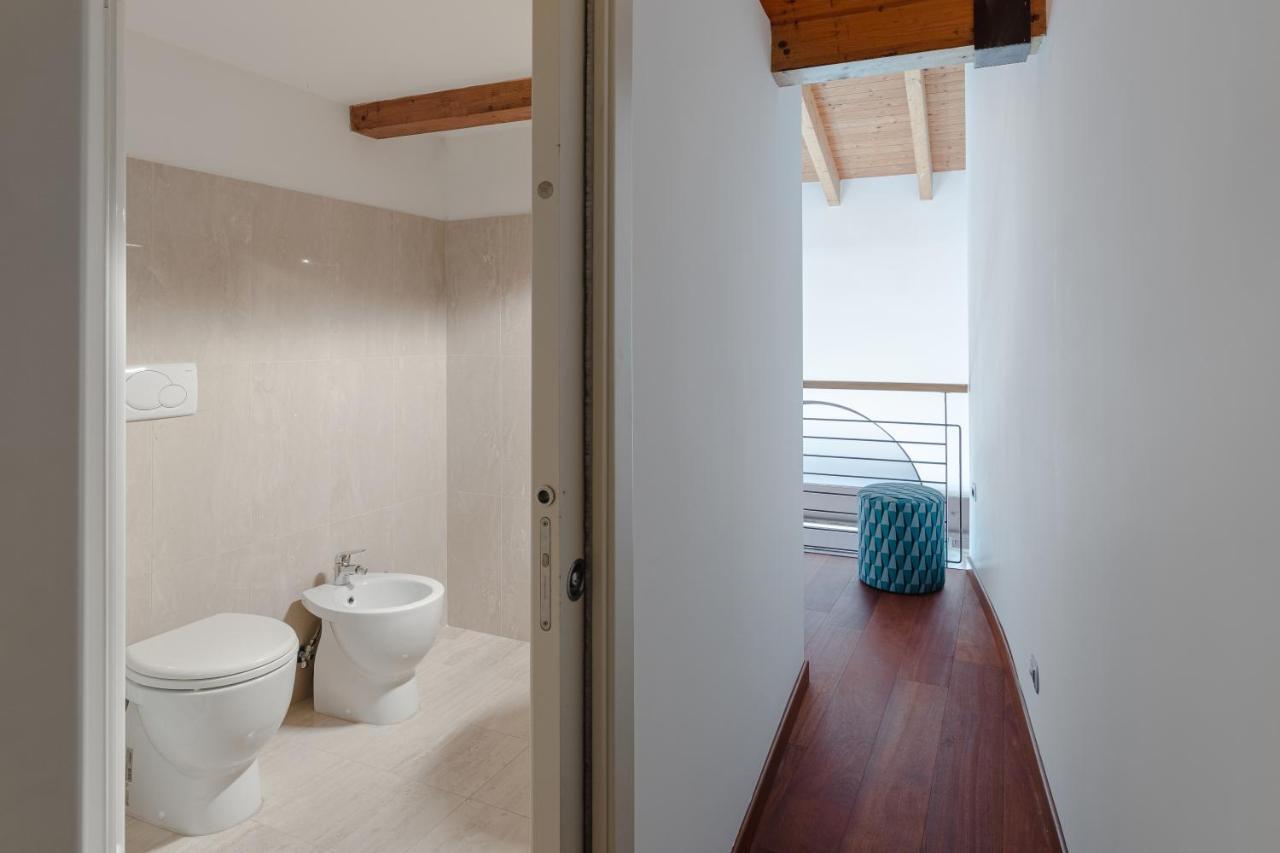 Torre Capranica Aparthotel โรม ภายนอก รูปภาพ